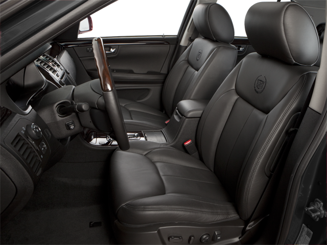 2010 Cadillac DTS w/1SH