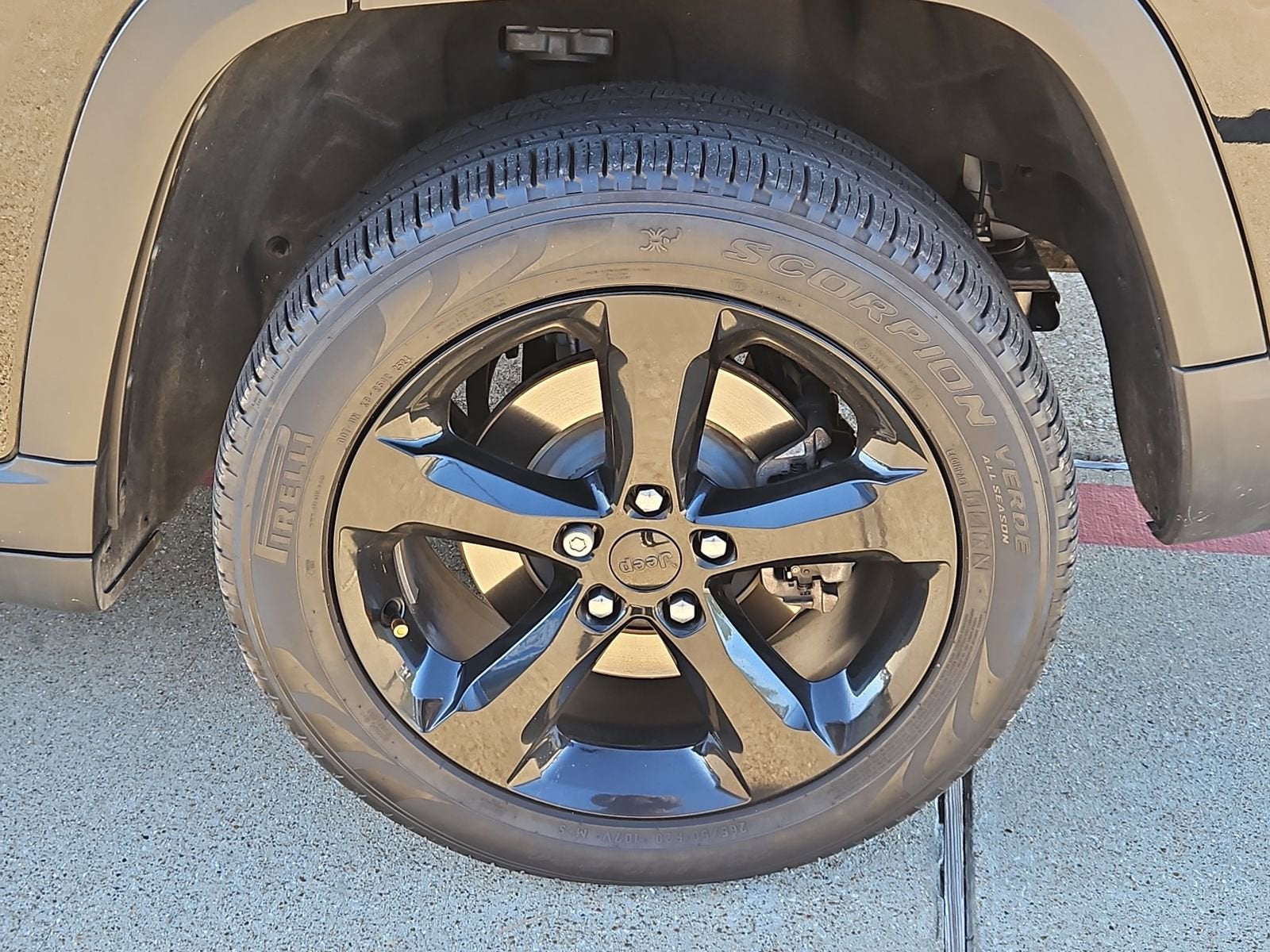 2025 Jeep Grand Cherokee L Limited 4x2