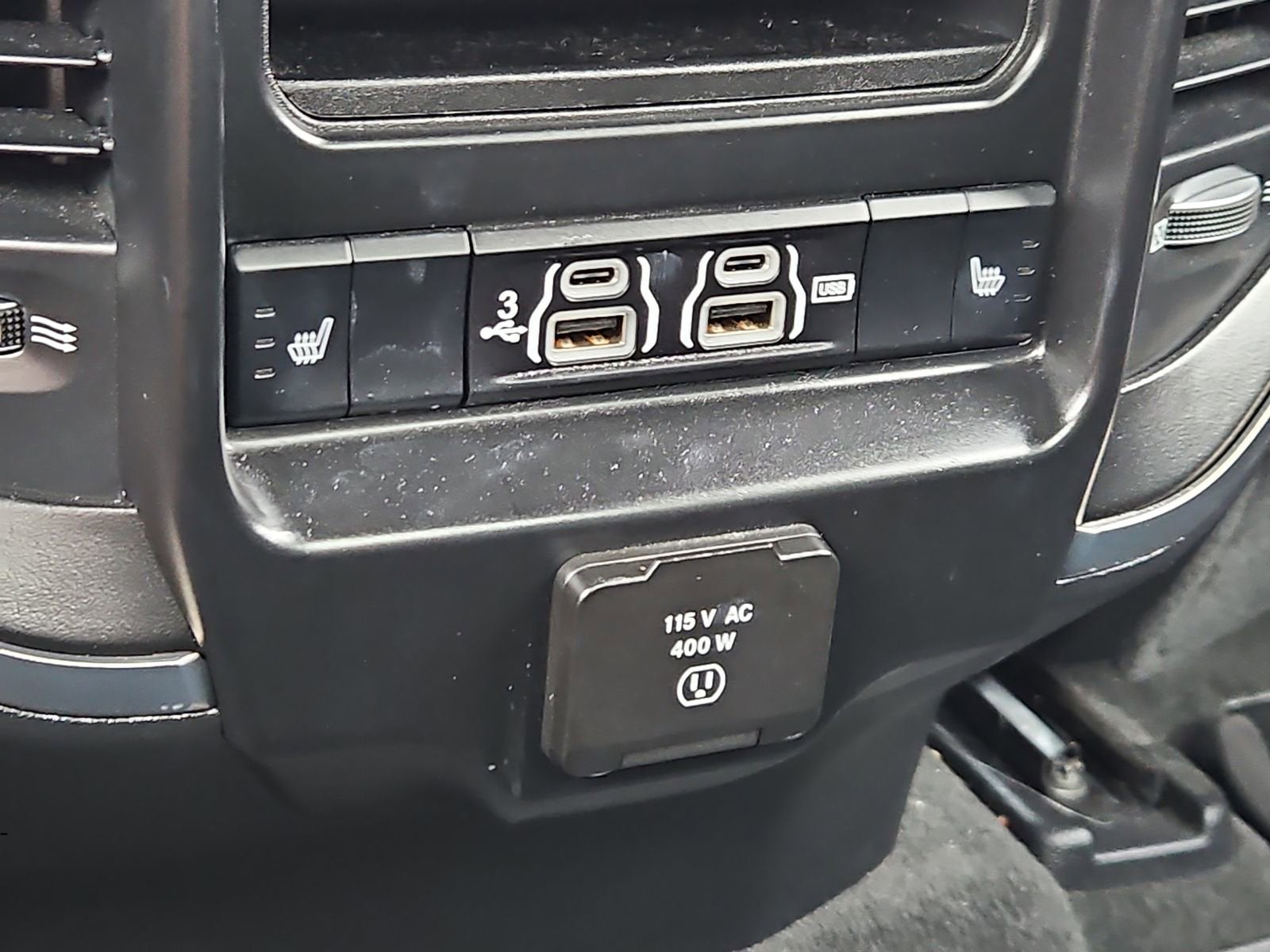 2020 RAM 1500 Limited Crew Cab 4x2 5'7" Box