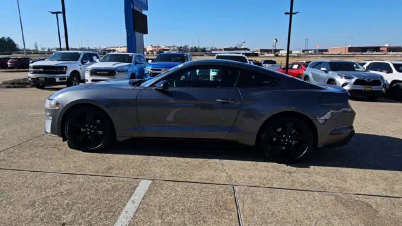2021 Ford Mustang EcoBoost Fastback