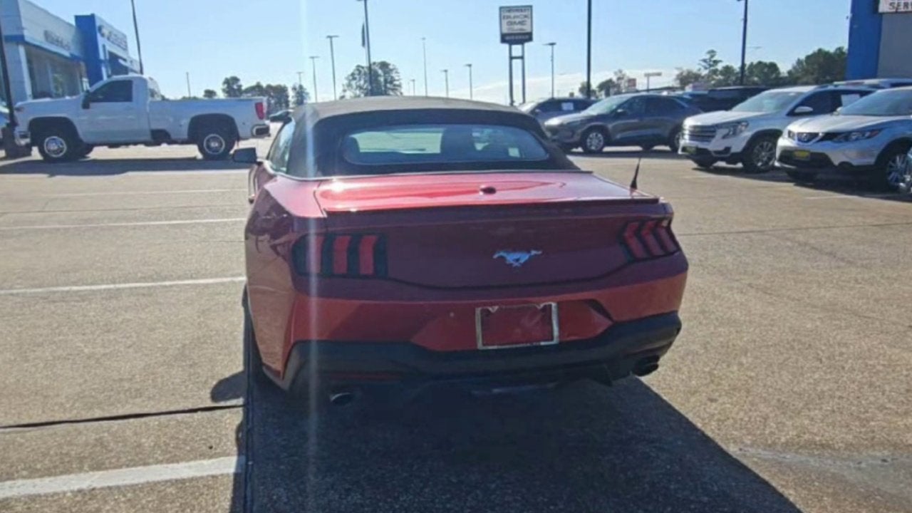 2024 Ford Mustang EcoBoost