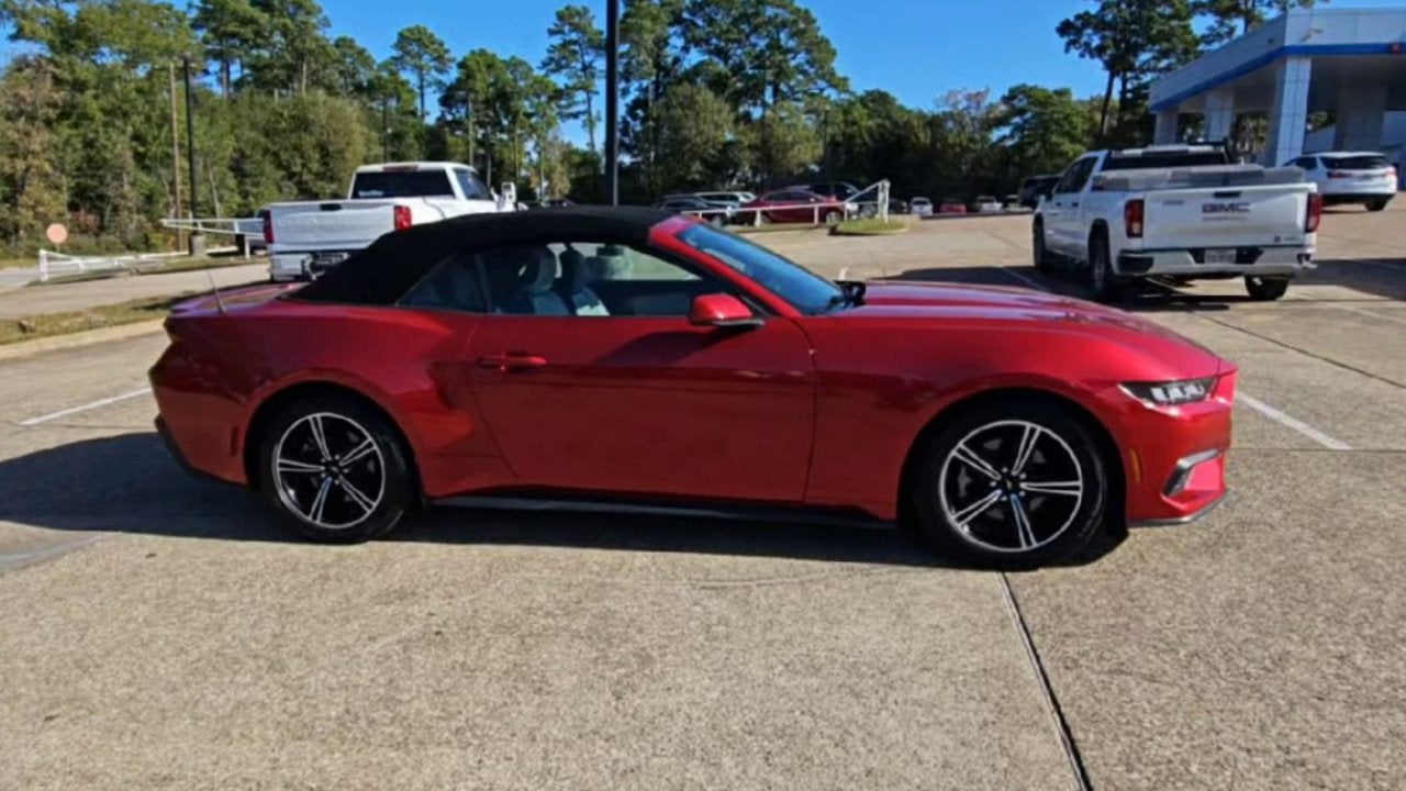 2024 Ford Mustang EcoBoost