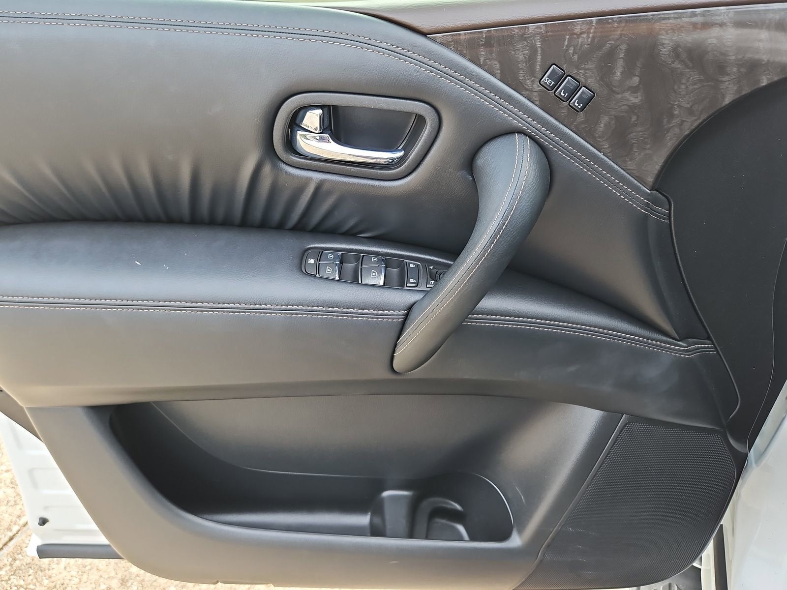 2024 Nissan Armada Platinum 2WD