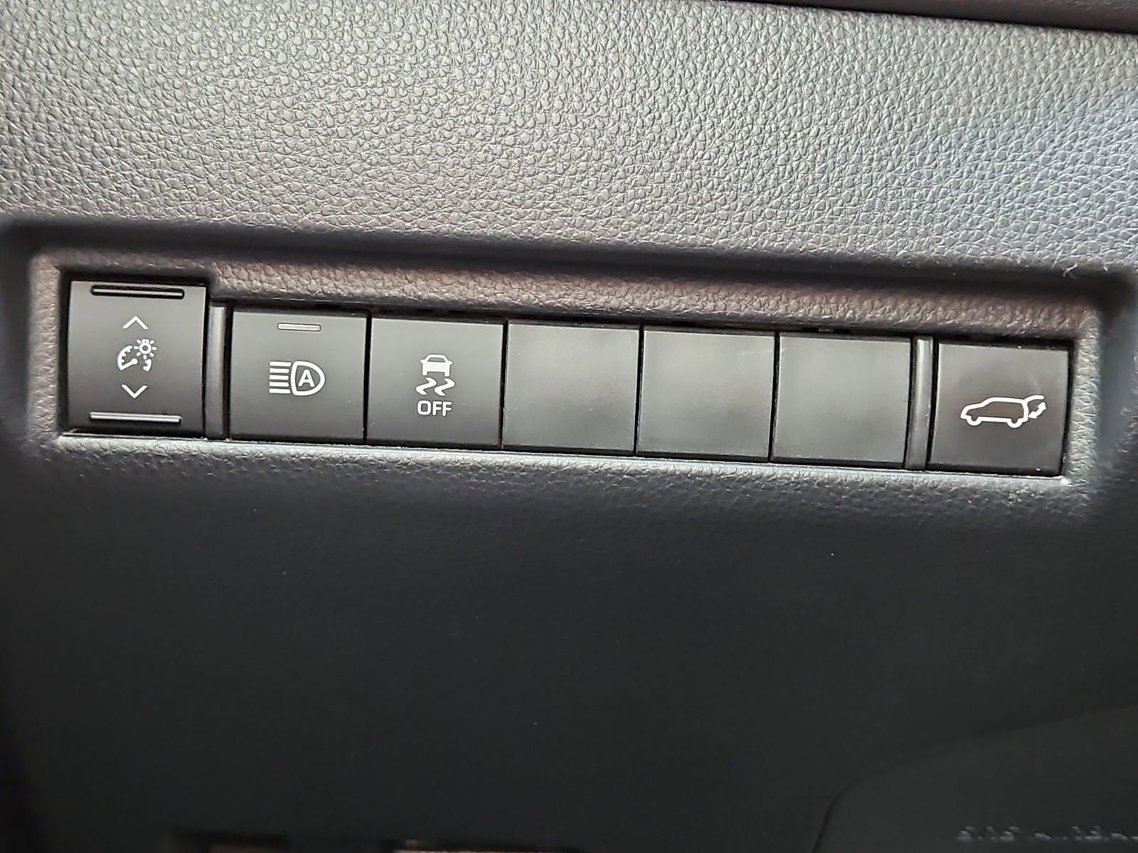 2022 Toyota Venza LE