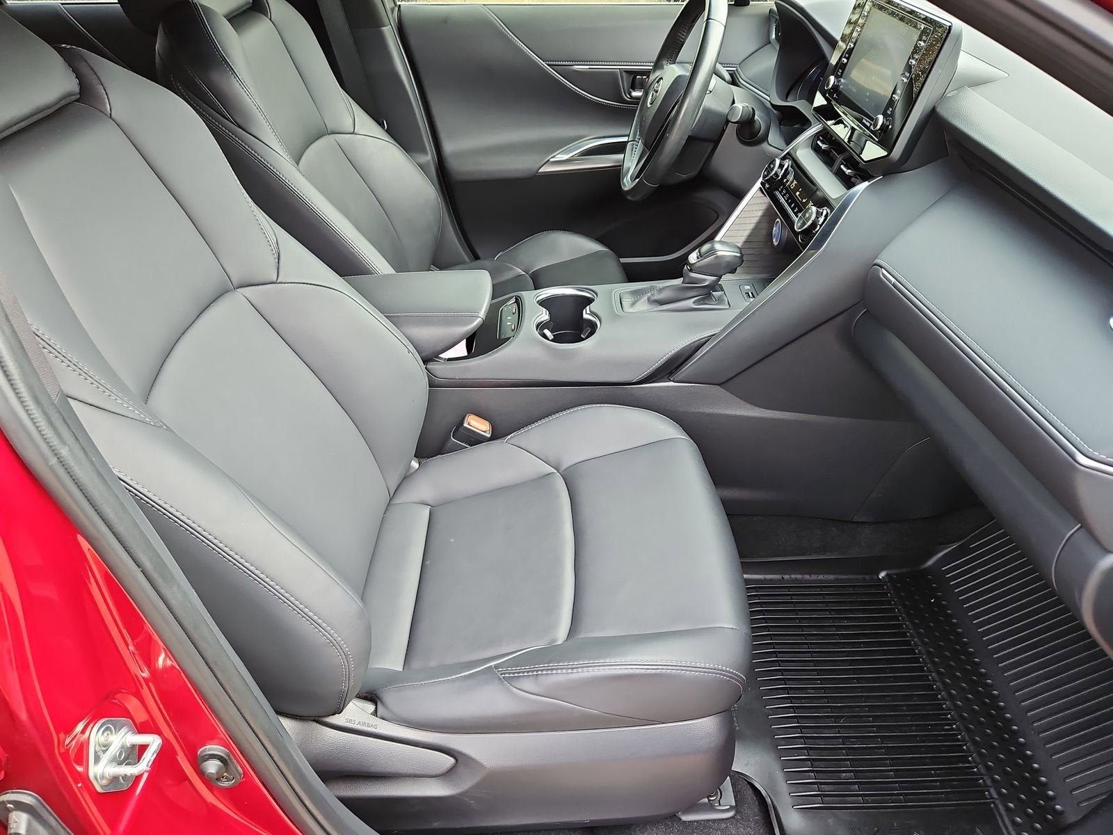 2022 Toyota Venza LE