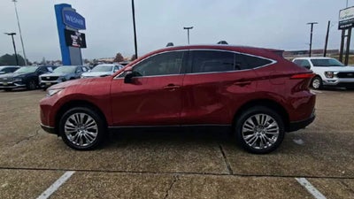 2022 Toyota Venza LE