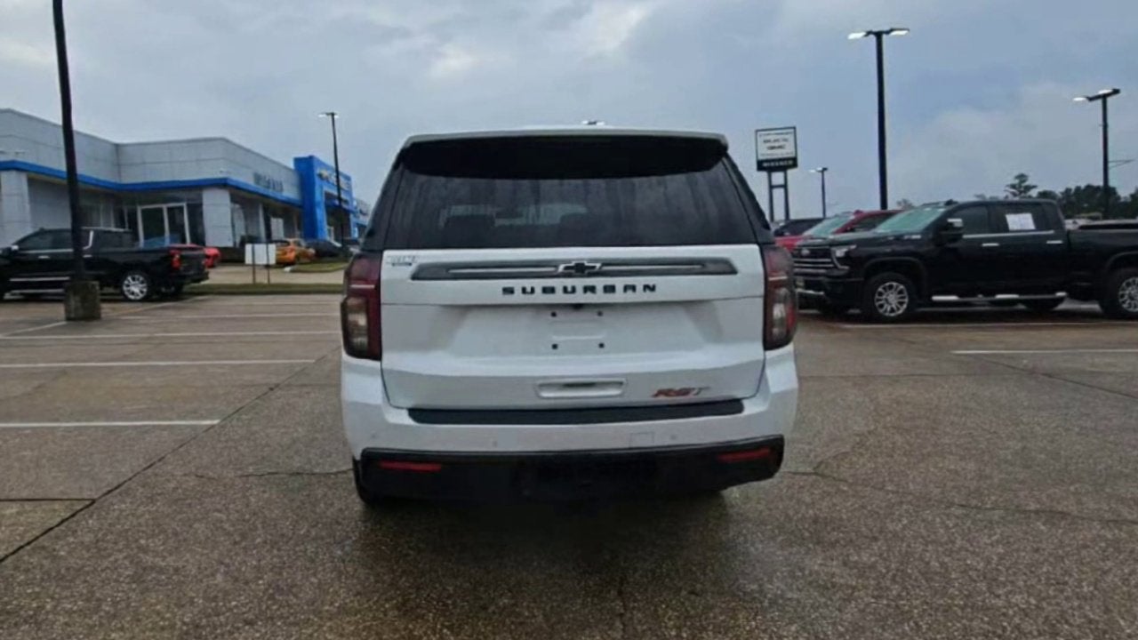 2022 Chevrolet Suburban RST