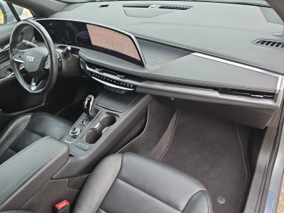 2024 Cadillac XT4 Premium Luxury