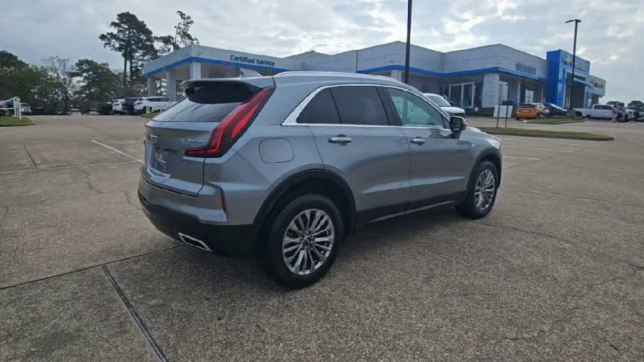 2024 Cadillac XT4 Premium Luxury