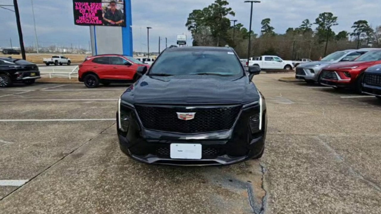 2025 Cadillac XT4 Sport