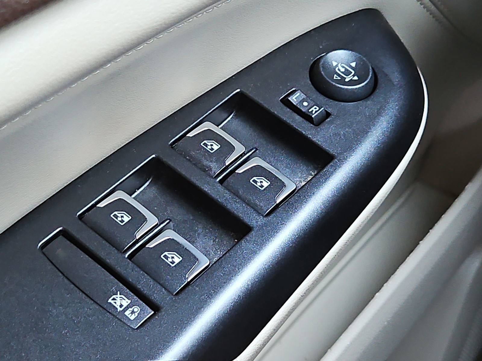 2014 Cadillac SRX Performance Collection