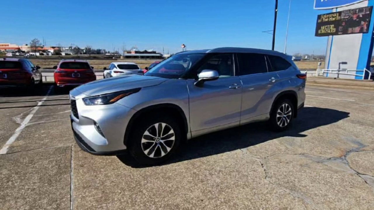 2023 Toyota Highlander XLE