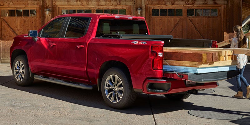 Chevrolet Silverado 1500 bed load